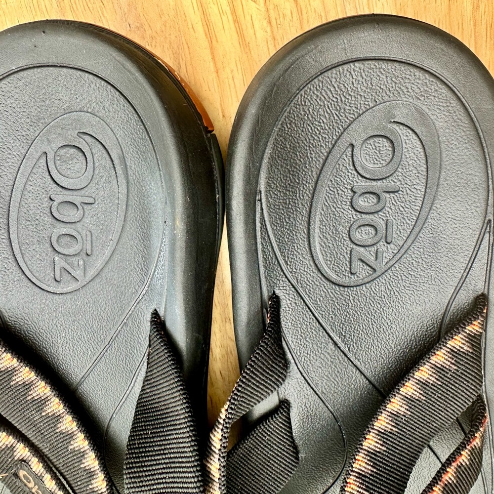 Oboz Black Outdoor Hiking Trail Flip flop Sandel Mens Size 10 - Picture 4 of 7